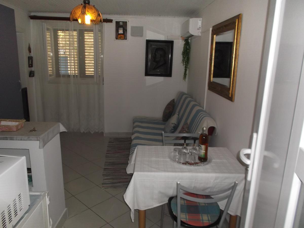 Neda Apartment Murter Luaran gambar