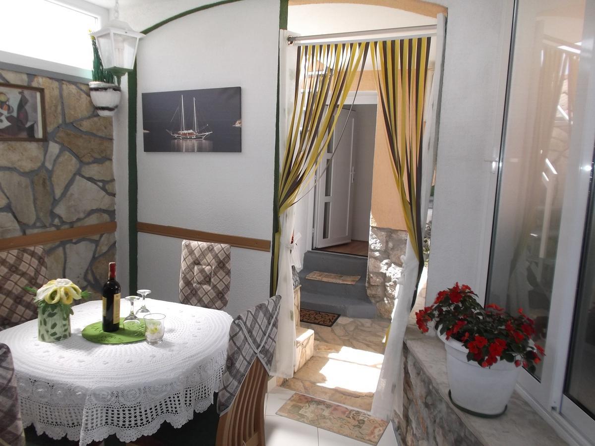 Neda Apartment Murter Luaran gambar